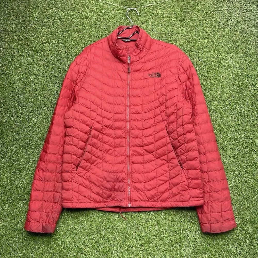 The North Face Thermoball Jacket Mens Large Red Full Zip Puffer Outdoor Hiking